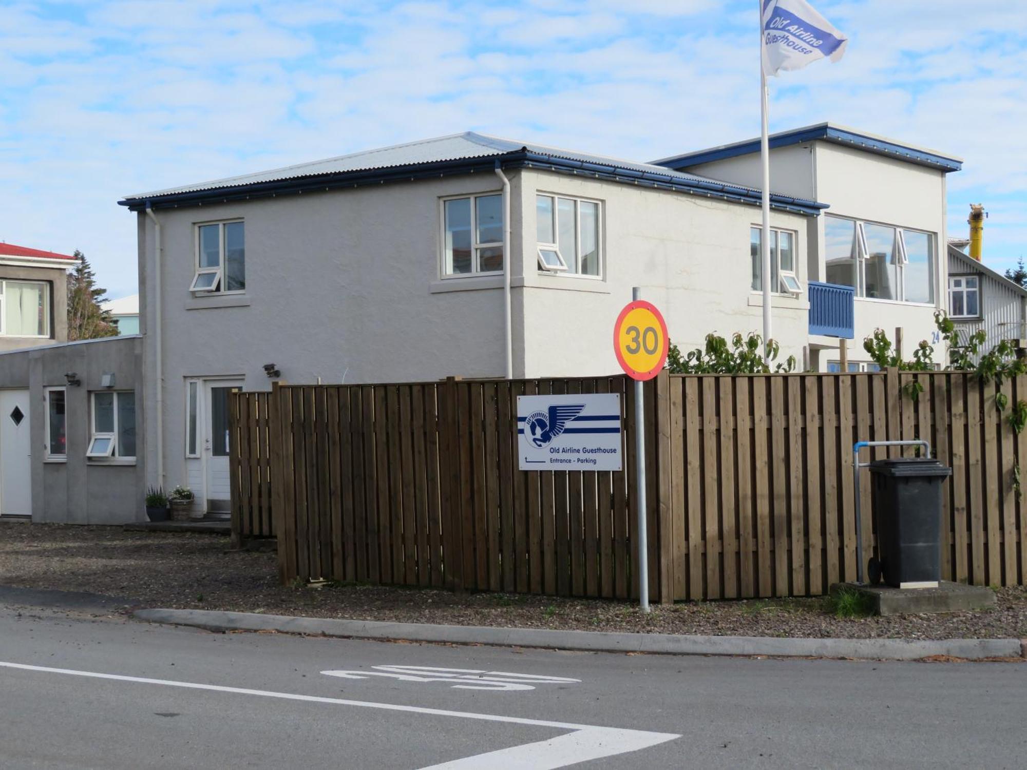 Old Airline Guesthouse Höfn Exterior foto