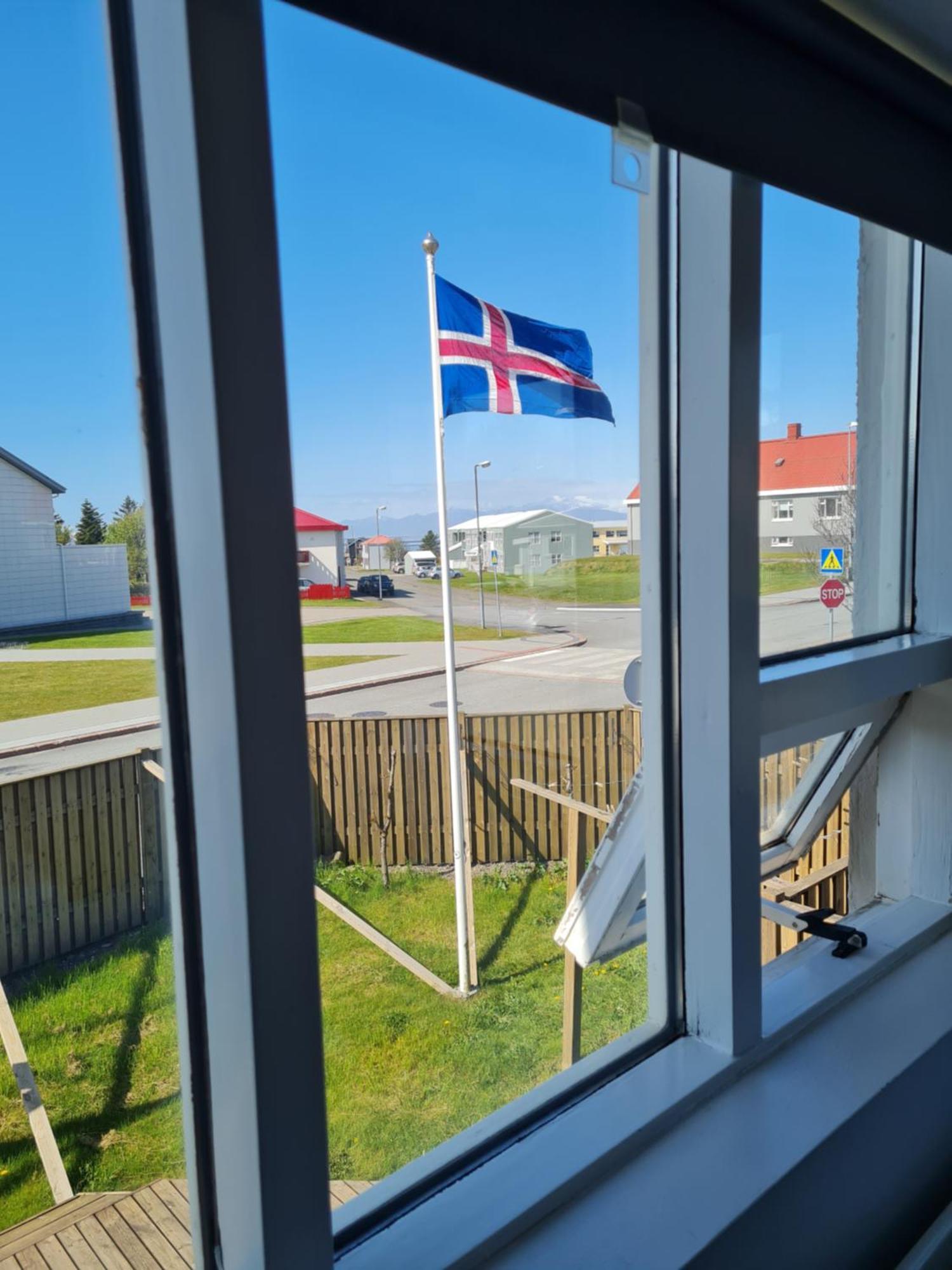 Old Airline Guesthouse Höfn Exterior foto
